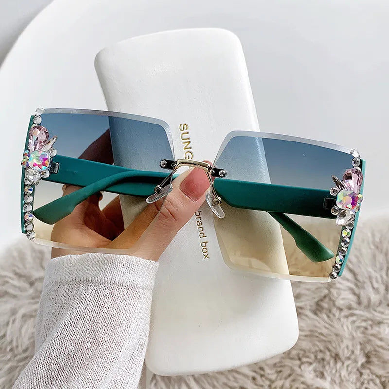 y2k Luxury Diamond Glasses Effect Lady Heart Lenses Sunglasses For Women Driving Eyeglass Female Sun Glasses Black Eyewear