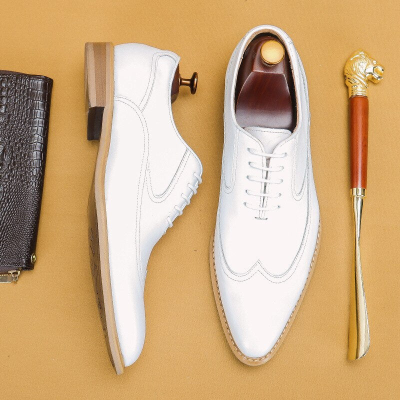 Luxury Men Oxford Shoes Lace Up Pointed Toe White Men Dress Shoes Genuine Leather Real Leather Brogue Shoes For Men